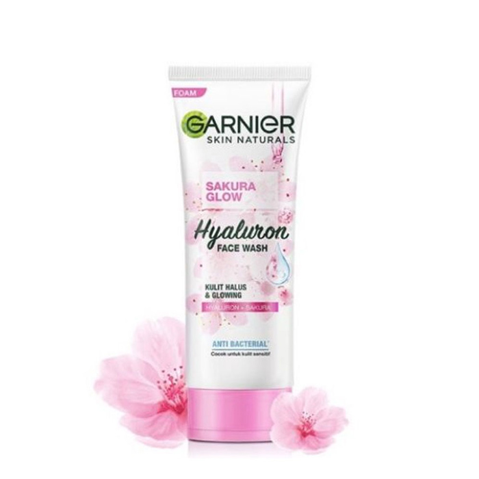 Garnier Sakura Glow Hyaluron Face Wash (100ml)